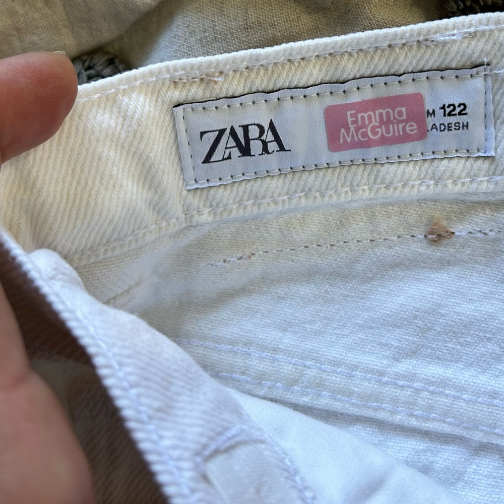 Zara White Distressed Jean Shorts/ size 7 (approximate) Girl - Picture 4 of 6
